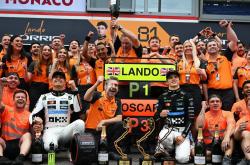 开云sport-红牛车队险胜红牛二队，诺里斯高光表现