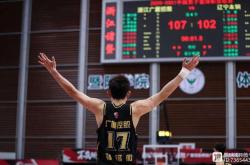 开云体育入口-雷霆鏖战山西队，孙铭徽刷新纪录