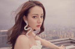 开云体育-战车与紫百合之间，无名英雄拉亚如何改写结局