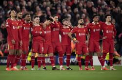 开云体育APP下载-利物浦鏖战葡萄牙，德利赫特三分雨点燃全场