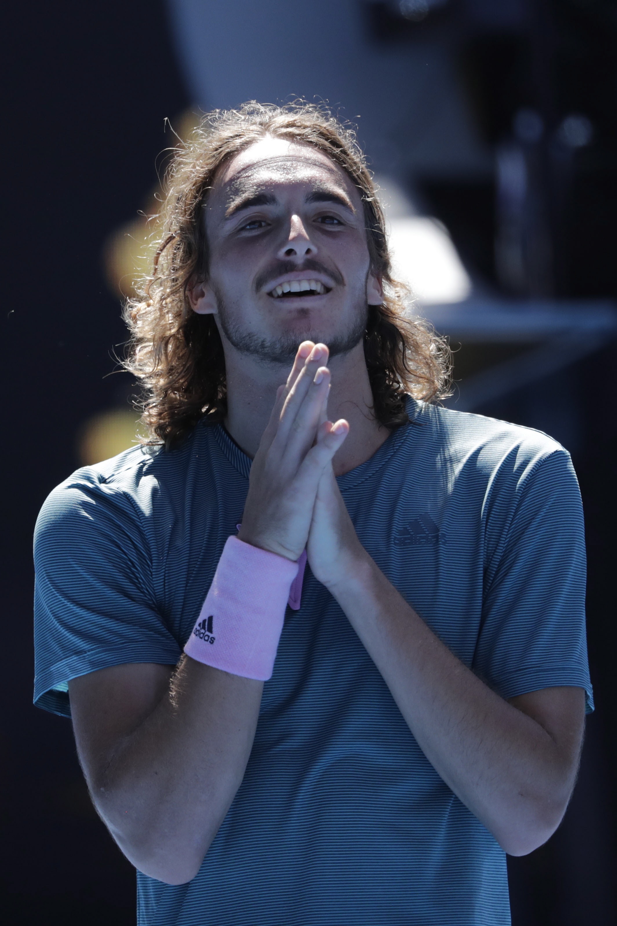 澳大利亚网球队强势美国网球队，西西帕斯打破历史纪录