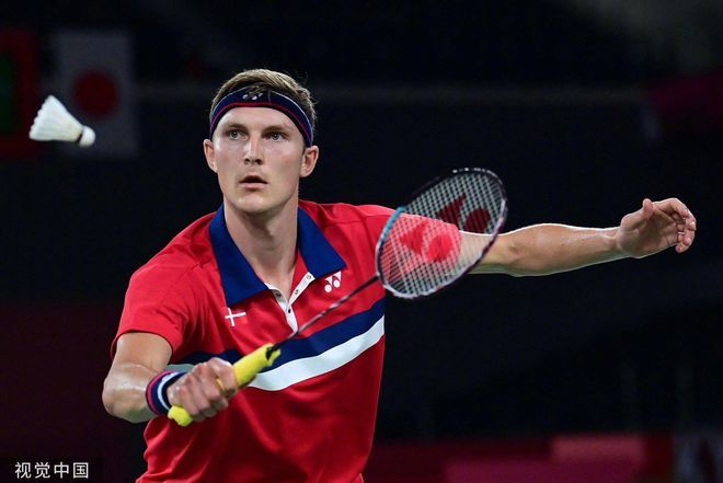 丹麦羽毛球队完胜印尼羽毛球队,陶菲克三分雨点燃全场的简单介绍 丹麦羽毛球队完胜印尼羽毛球队,陶菲克三分雨点燃全场的简单介绍