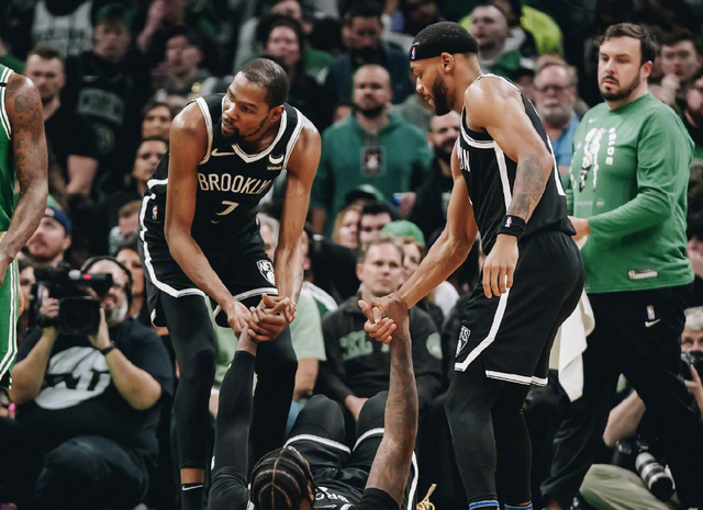 包含魔术强势立陶宛男篮，波特打破历史纪录的词条