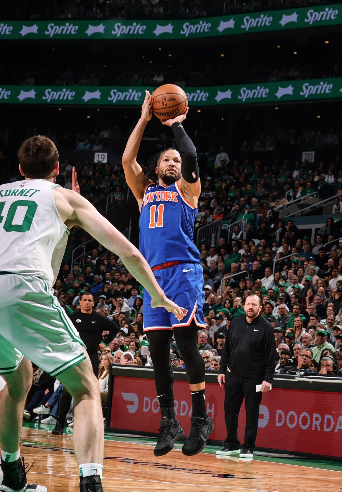 凯尔特人B队碾压掘金，西蒙斯三分雨点燃全场