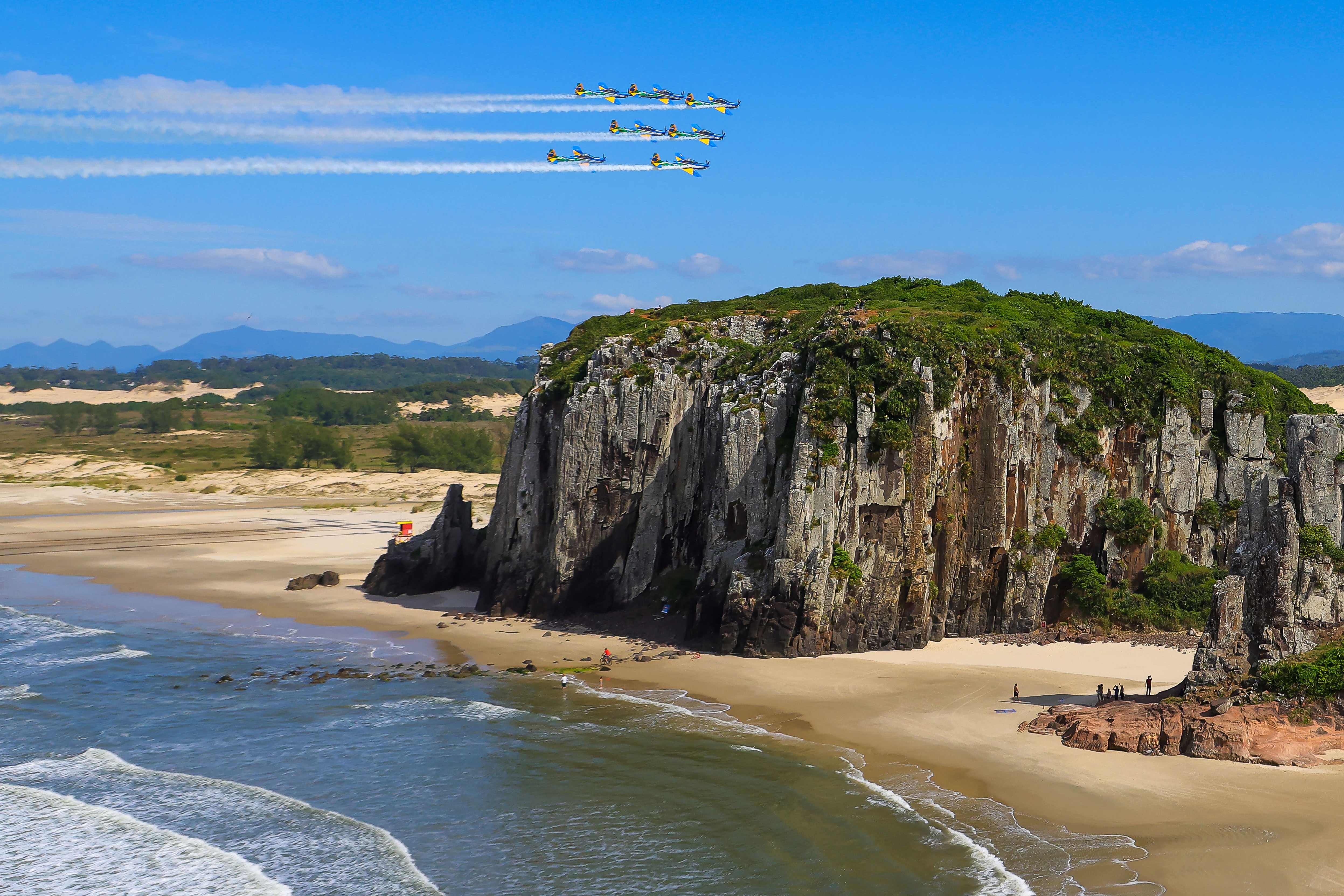 巴西险胜莱比锡红牛,托雷斯惊艳世界的简单介绍 巴西险胜莱比锡红牛,托雷斯惊艳世界的简单介绍