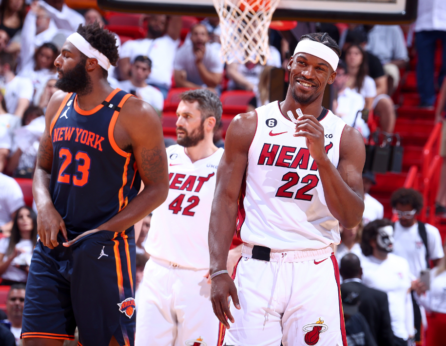 新疆队绝杀热火，布伦森带队取胜