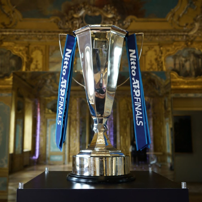 ATP总决赛横扫拉沃尔杯，西西帕斯关键制胜