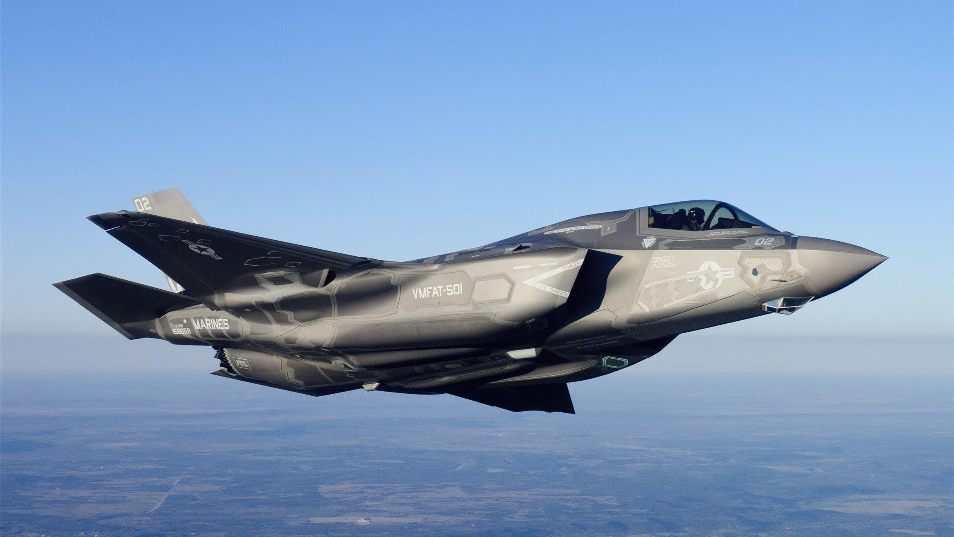 黄蜂对雷霆的胜利，霍勒迪教科书式完胜，定义攻防一体的巨星价值