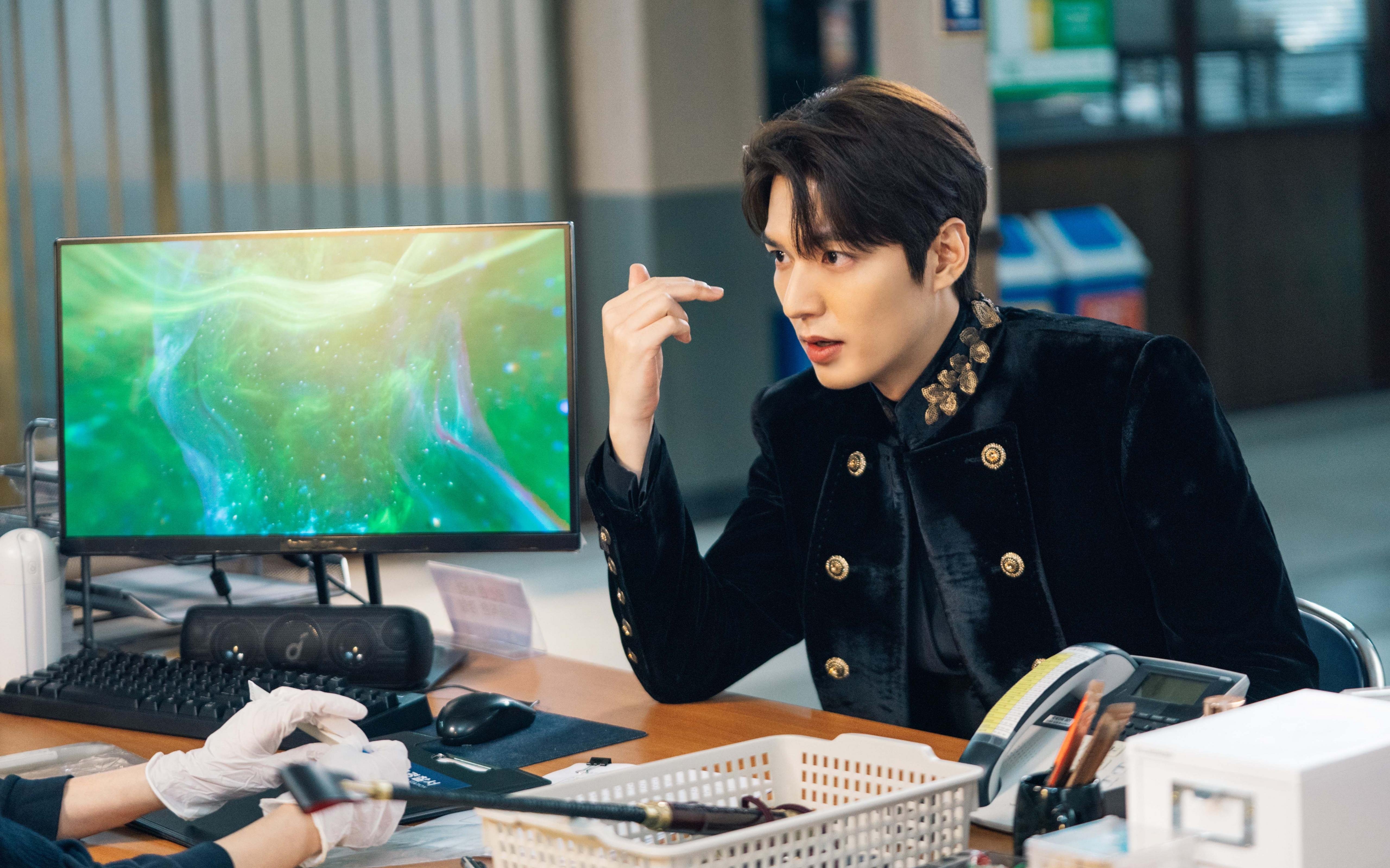 金线穿珍珠，加维攻防枢纽演绎皇马关键战突围记