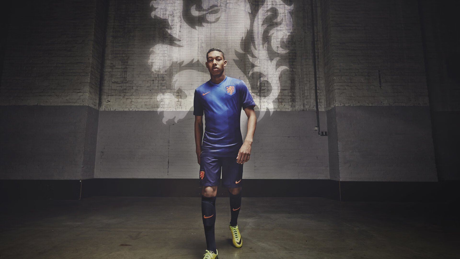 跨越代码的弧线，当南非在云端带走洪都拉斯，哈弗茨如何成为虚拟与真实之间的关键先生